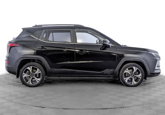 Подержанный автомобиль Москвич 3 2023 года (4 фото)