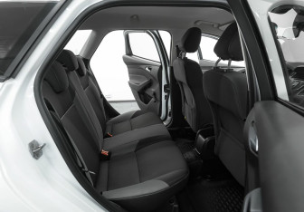 Подержанный автомобиль Ford Focus Wagon 2013 года (14 фото)