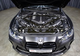 Подержанный автомобиль BMW M4 Coupe 2021 года (9 фото)