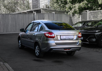 Подержанный автомобиль LADA (ВАЗ) Granta Liftback 2020 года (6 фото)