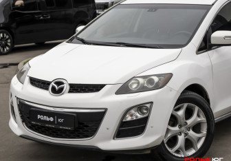 Подержанный автомобиль Mazda CX-7 2011 года (21 фото)