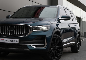 Подержанный автомобиль Geely Monjaro 2023 года (26 фото)