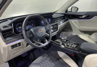 Подержанный автомобиль Hongqi HS5 2023 года (15 фото)