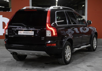 Подержанный автомобиль Volvo XC90 2014 года (5 фото)