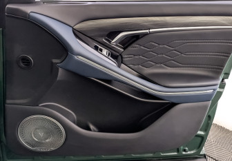 Подержанный автомобиль Voyah Free 2023 года (25 фото)