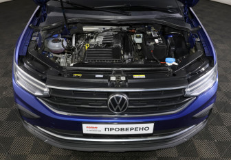 Подержанный автомобиль Volkswagen Tiguan 2021 года (9 фото)