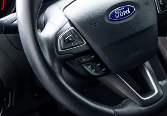 Подержанный автомобиль Ford Focus Hatchback 2019 года (7 фото)