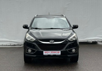 Подержанный автомобиль Hyundai ix35 2011 года (2 фото)