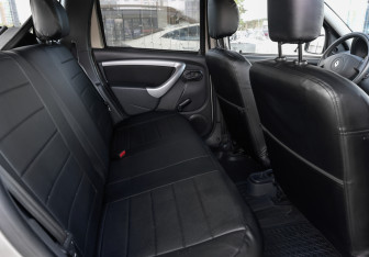 Подержанный автомобиль Renault Duster 2012 года (10 фото)