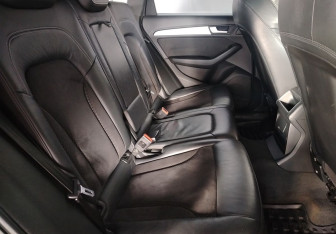 Подержанный автомобиль Audi Q5 2015 года (16 фото)