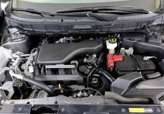 Подержанный автомобиль Nissan X-Trail 2021 года (10 фото)