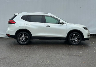 Подержанный автомобиль Nissan X-Trail 2019 года (4 фото)