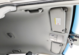 Подержанный автомобиль Kia Sorento 2015 года (23 фото)