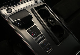 Подержанный автомобиль Audi A7 2021 года (20 фото)