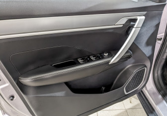 Подержанный автомобиль Geely Coolray 2022 года (18 фото)