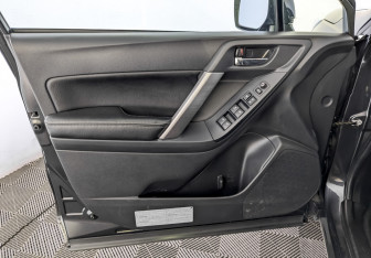 Подержанный автомобиль Subaru Forester Suv 2015 года (19 фото)