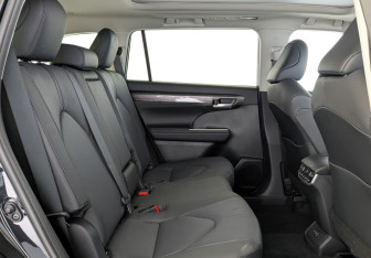 Новый Toyota Highlander 2025 (12 фото)