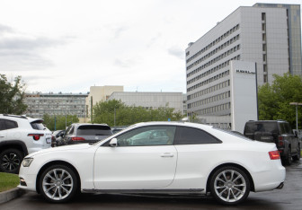 Подержанный автомобиль Audi A5 Coupe 2015 года (6 фото)