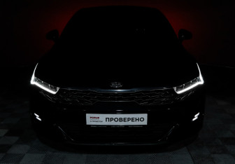 Подержанный автомобиль Kia K5 2021 года (19 фото)