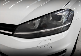 Подержанный автомобиль Volkswagen Golf Hatchback 2014 года (16 фото)