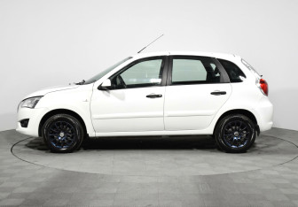 Подержанный автомобиль Datsun mi-DO 2015 года (3 фото)