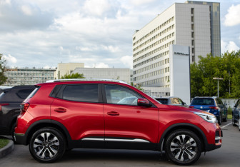 Подержанный автомобиль Chery Tiggo 4 2021 года (3 фото)