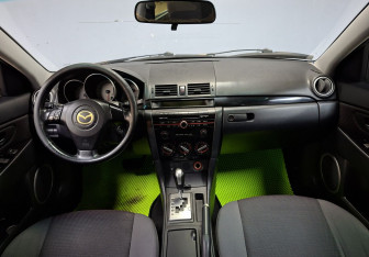 Подержанный автомобиль Mazda 3 Sedan 2008 года (17 фото)
