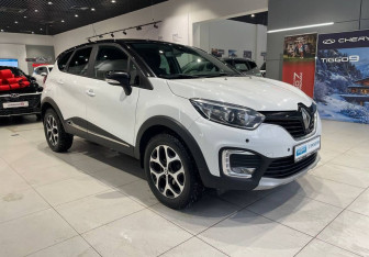 Подержанный автомобиль Renault Kaptur 2018 года (3 фото)