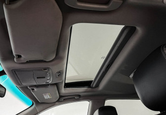 Подержанный автомобиль Nissan Pathfinder 2014 года (18 фото)