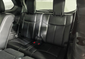 Подержанный автомобиль Nissan Pathfinder 2014 года (26 фото)