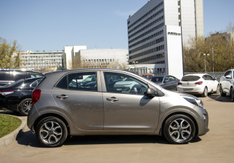Подержанный автомобиль Kia Picanto 2019 года (3 фото)