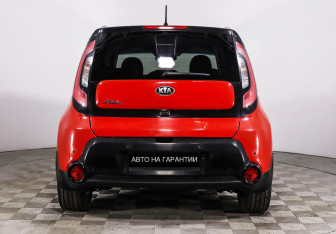Подержанный автомобиль Kia Soul 2015 года (6 фото)