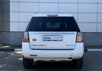 Подержанный автомобиль Land Rover Freelander 2013 года (6 фото)