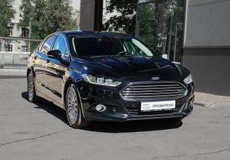 Подержанный автомобиль Ford Mondeo Sedan 2015 года (3 фото)