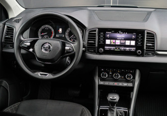 Подержанный автомобиль Skoda Karoq 2021 года (11 фото)