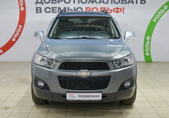 Подержанный автомобиль Chevrolet Captiva 2013 года (2 фото)
