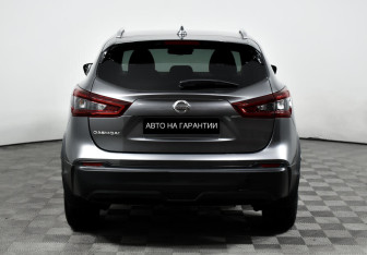 Подержанный автомобиль Nissan Qashqai 2021 года (4 фото)