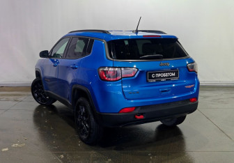 Подержанный автомобиль Jeep Compass 2018 года (7 фото)