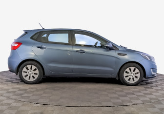 Подержанный автомобиль Kia Rio Hatchback 2015 года (4 фото)