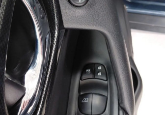 Подержанный автомобиль Nissan X-Trail 2018 года (14 фото)