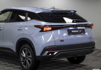 Подержанный автомобиль Omoda C5 2024 года (22 фото)