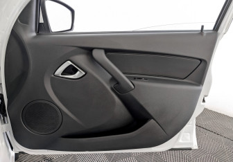 Подержанный автомобиль LADA (ВАЗ) Granta Sedan 2025 года (24 фото)