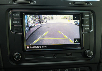 Подержанный автомобиль Volkswagen Golf Hatchback 2012 года (15 фото)