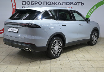 Подержанный автомобиль Chery Tiggo 9 2025 года (4 фото)