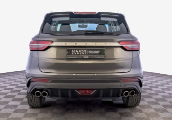 Подержанный автомобиль Geely Coolray 2023 года (6 фото)