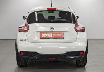 Подержанный автомобиль Nissan Juke 2018 года (6 фото)
