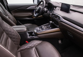 Подержанный автомобиль Mazda CX-9 2021 года (9 фото)
