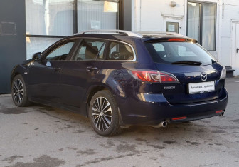 Подержанный автомобиль Mazda 6 Wagon 2008 года (7 фото)