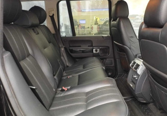 Подержанный автомобиль Land Rover Range Rover 2008 года (11 фото)