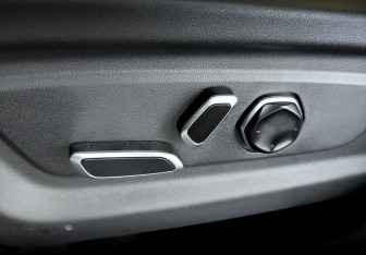 Подержанный автомобиль Changan UNI-K 2024 года (20 фото)